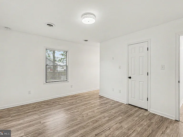 78 Woodmount Dr — Photo 12