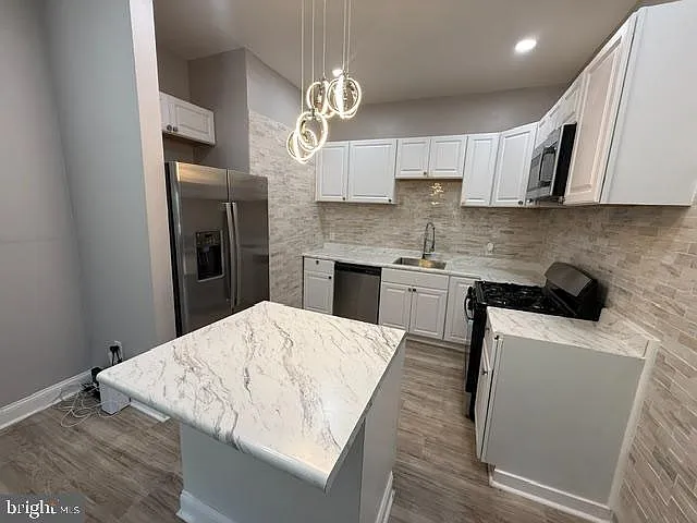 1 bed, 2250 sqft, $1,750 — Photo 3