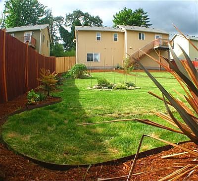 5th image of 1124 Bowen Way E