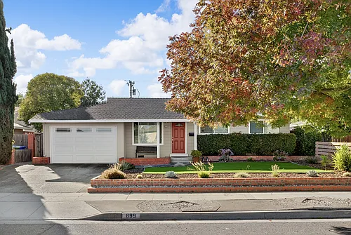 899 Ebbets Dr Photo 1