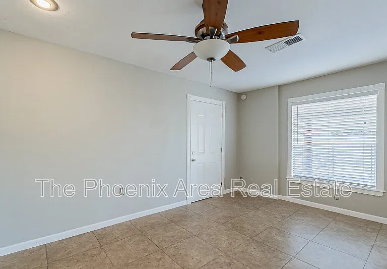 8654 E Windsor Ave — Photo 25