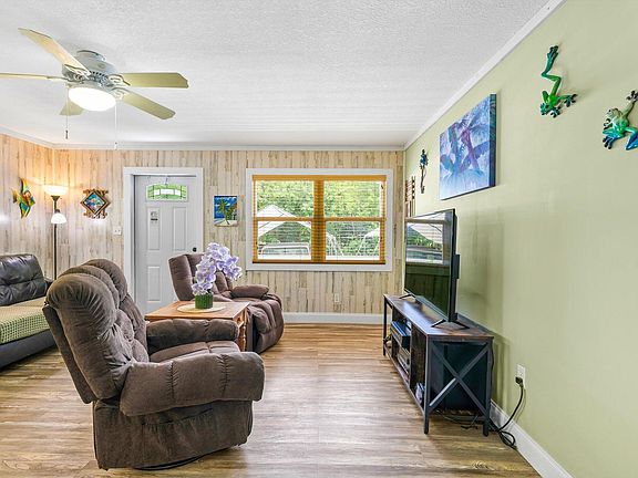 5th image of 29146 Hibiscus Ln