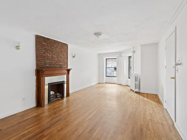 915 Greene Avenue image 1 of 11