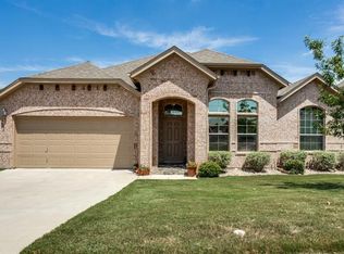 8940 Stone Top Dr, Fort Worth, TX 76179