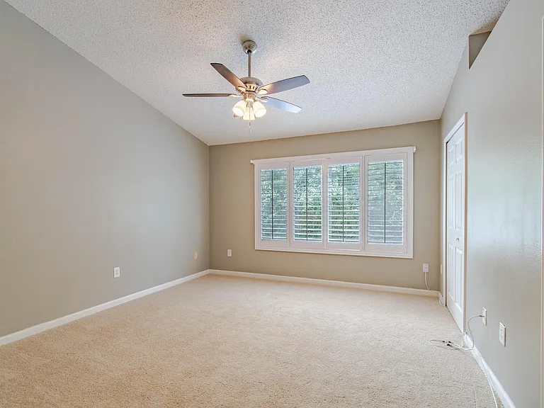 8639 Hunters Key Cir — Photo 26