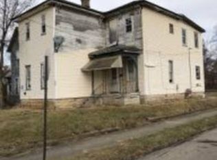 1224 S Yellow Springs St, Springfield, OH 45506