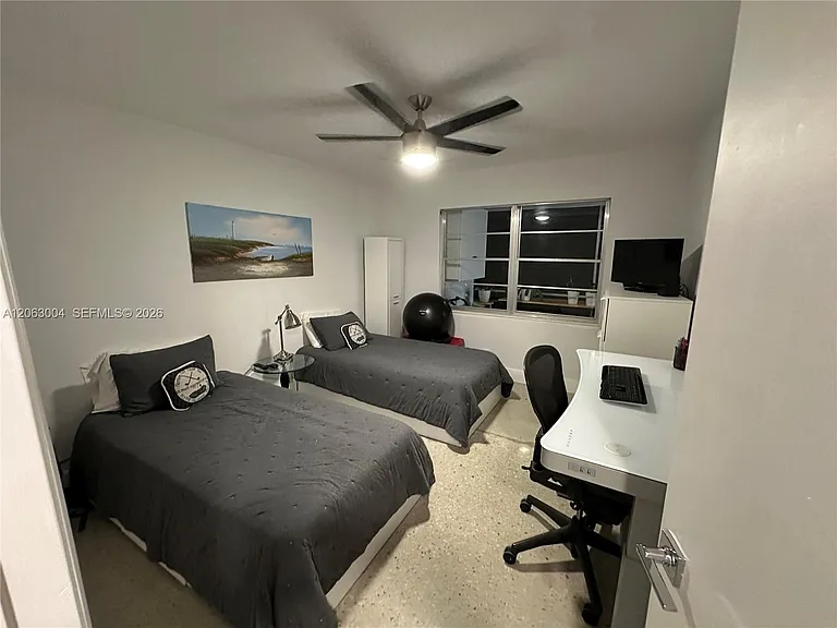 222 Oakridge N #222 — Photo 9