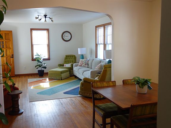 5th image of 302 S Reynolds Ave