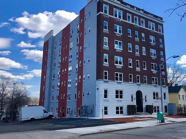 107 N Grove St #209, East Orange, NJ 07018