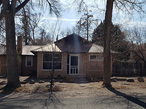 2nd image of 708 W Williams Ave