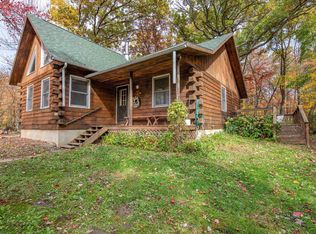 S1946 Whitetail Dr, Reedsburg, WI 53959