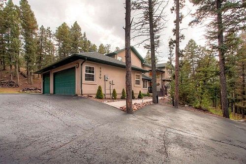 2nd image of 3330 Regent Dr