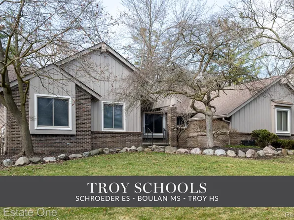 4915 Moonglow Dr, Troy, MI 48098