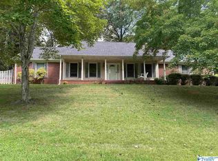27535 Cricket Ln, Harvest, AL 35749