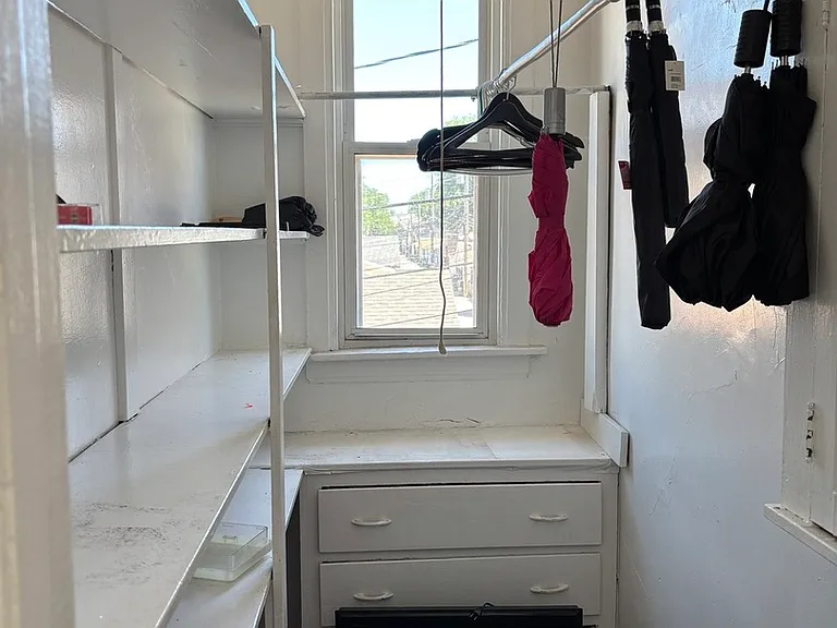3053 N Elbridge Ave #2-R — Photo 9