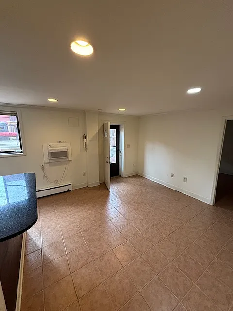 Living Area - 4206 Washington Blvd #3