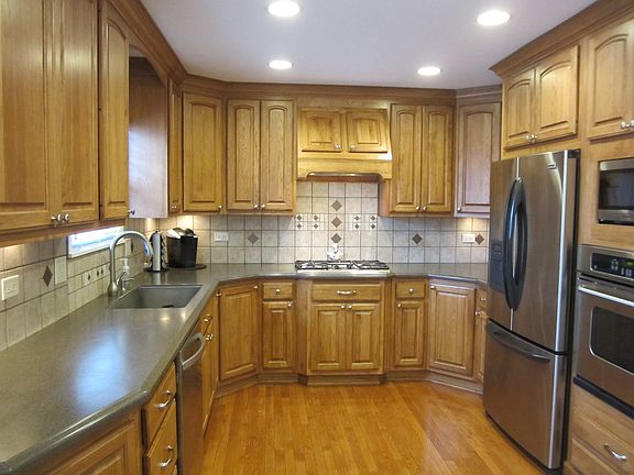 2nd image of 142 Meredith Ln #2-JUL