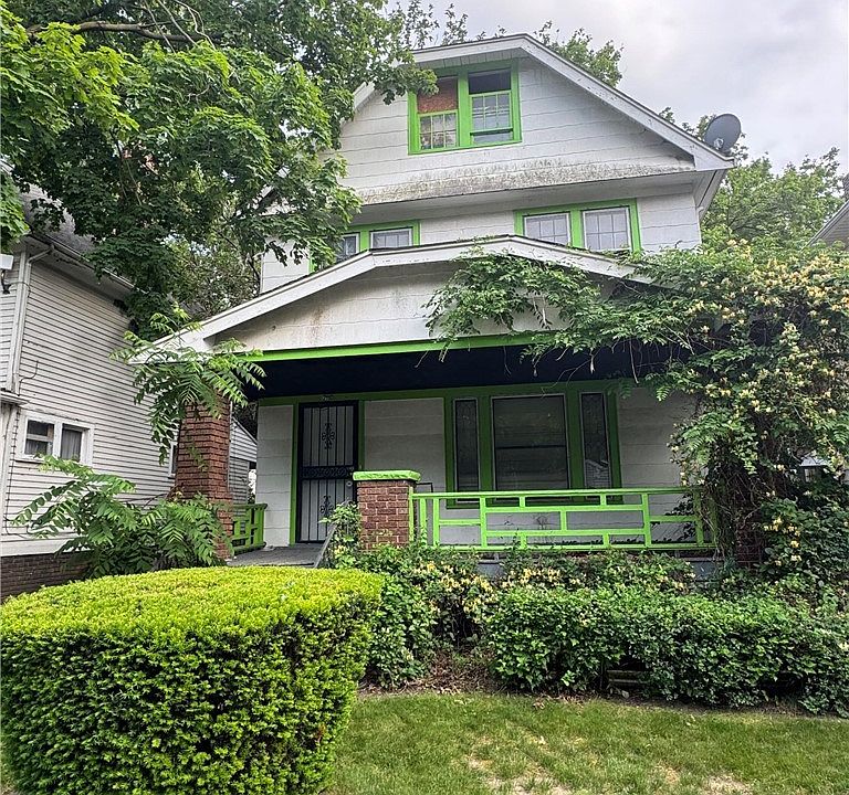 1st image of 12700 Maple Ave