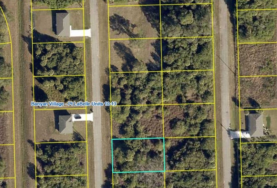 2nd image of 192 Carousel Ave