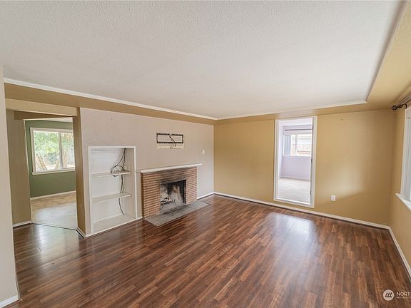 2nd image of 520 114th Street S