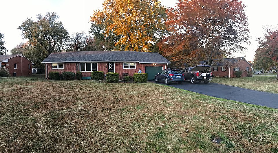 2nd image of 1002 Fairlane Dr