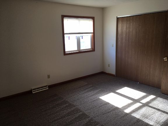 4th image of 1422 Bear Creek Ln