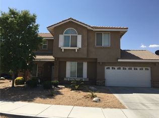 16075 Oak Ct, Victorville, CA 92395