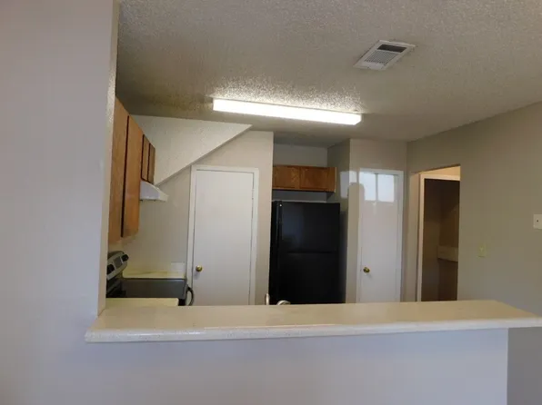 2223 Katy Ln #2223B, Georgetown, TX 78626