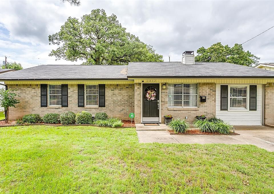 1st image of 2312 Meadow Dale