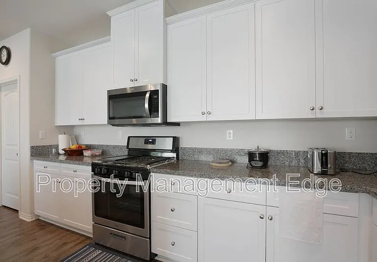 29513 Village Pkwy — Photo 9