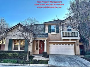 1546 N Oliveto Ct, Visalia, CA