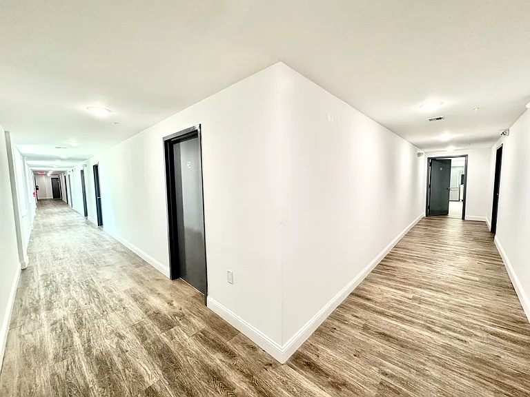 4077 Lancaster Ave #311-R — Photo 36