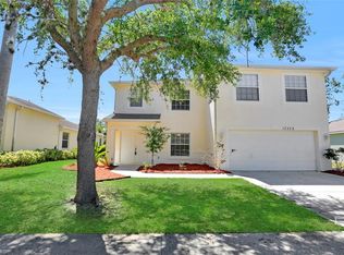 17370 Stepping Stone Dr, Fort Myers, FL 33967