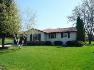 2407 Jubilee Dr, Green Bay, WI 54311