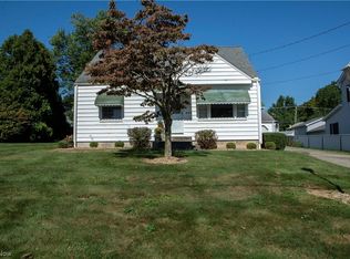 595 Audrey Ln, Struthers, OH 44471