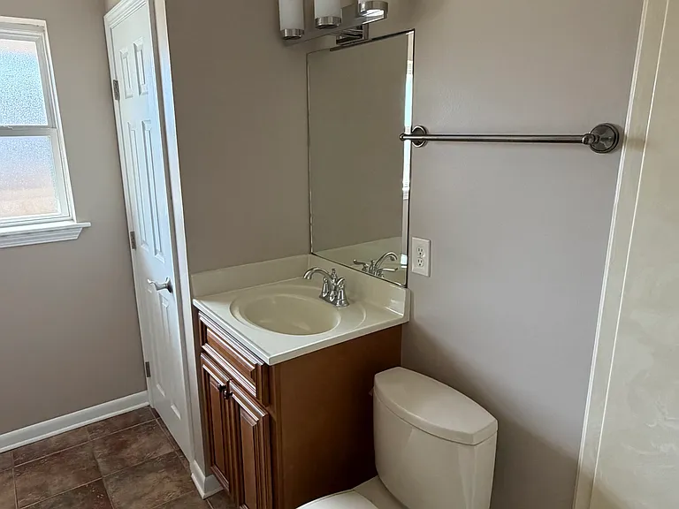 6215 Loveland St — Photo 6