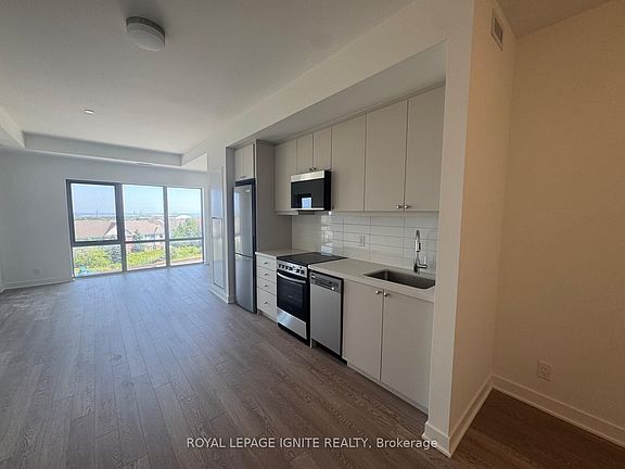 5th image of 51 Clarington Blvd #627