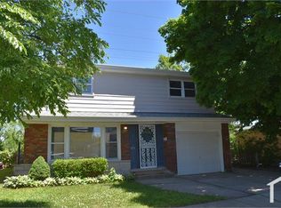 13515 S Mackinaw Ave, Chicago, IL