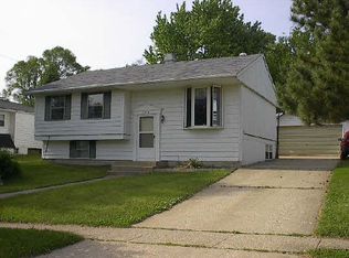 2295 Staborn Dr, Beloit, WI 53511