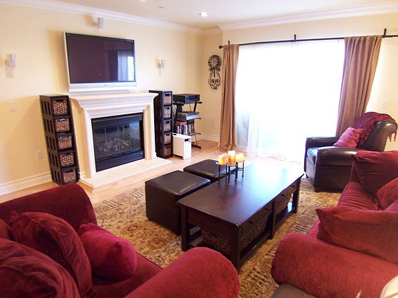 Fireplace & Lrg Balcony