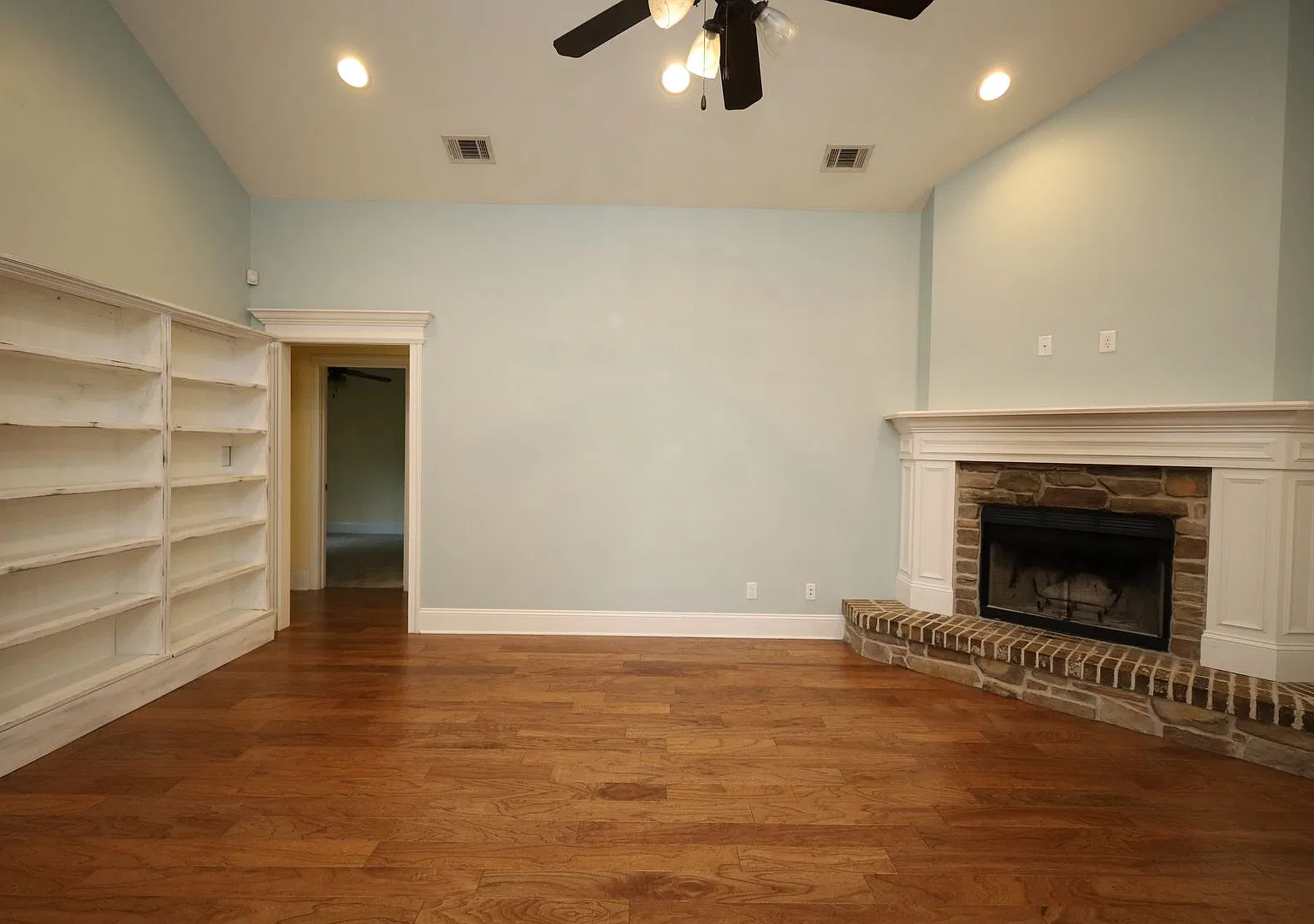 743 Lawson Farms Road — Photo 3