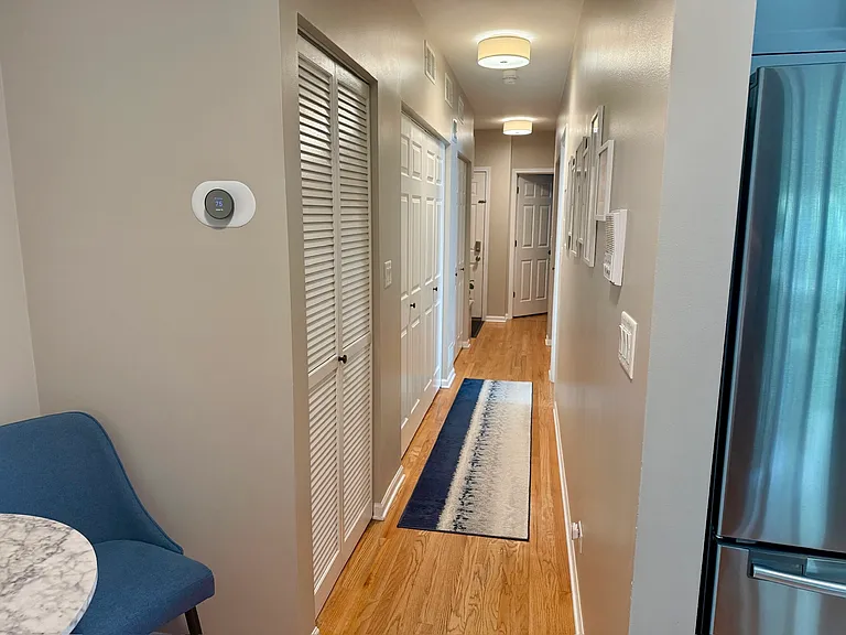 5678 W Higgins Ave #2E — Photo 7