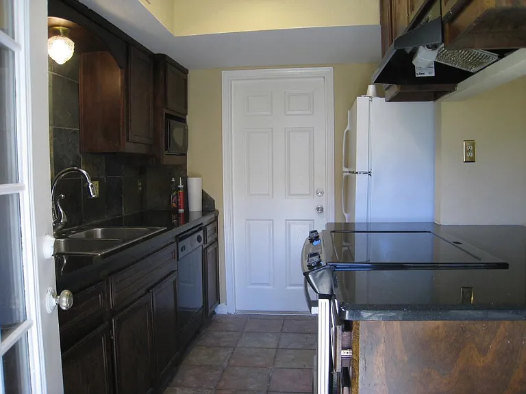 12319 Springcrest Dr — Photo 7