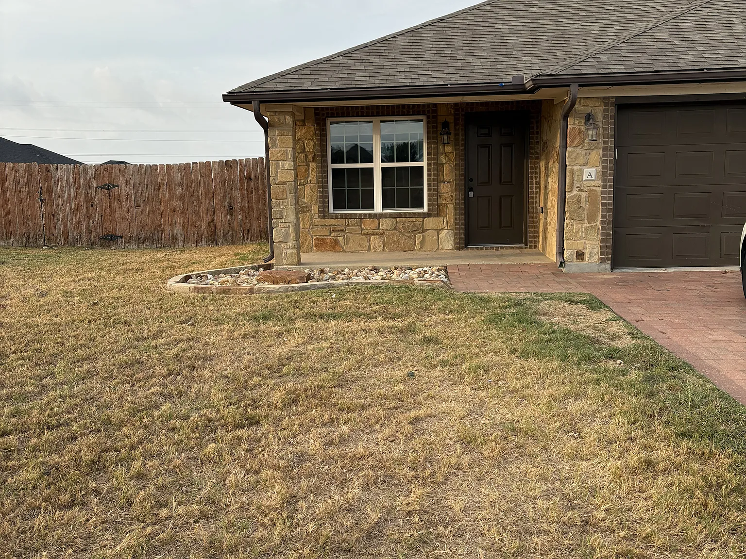 3 bed, 1332 sqft, $1,600 — Photo 1