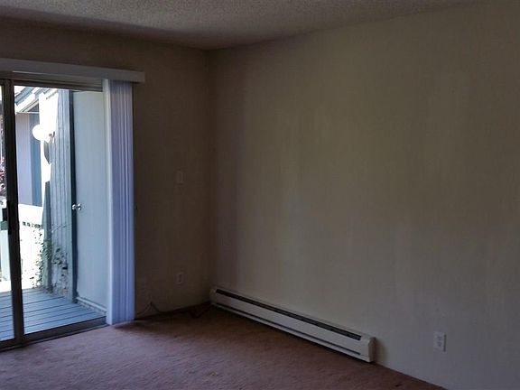 2nd image of 1036 Oak Grove Rd #118