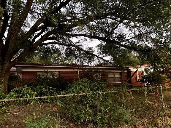 3rd image of 6550 Julia Dr