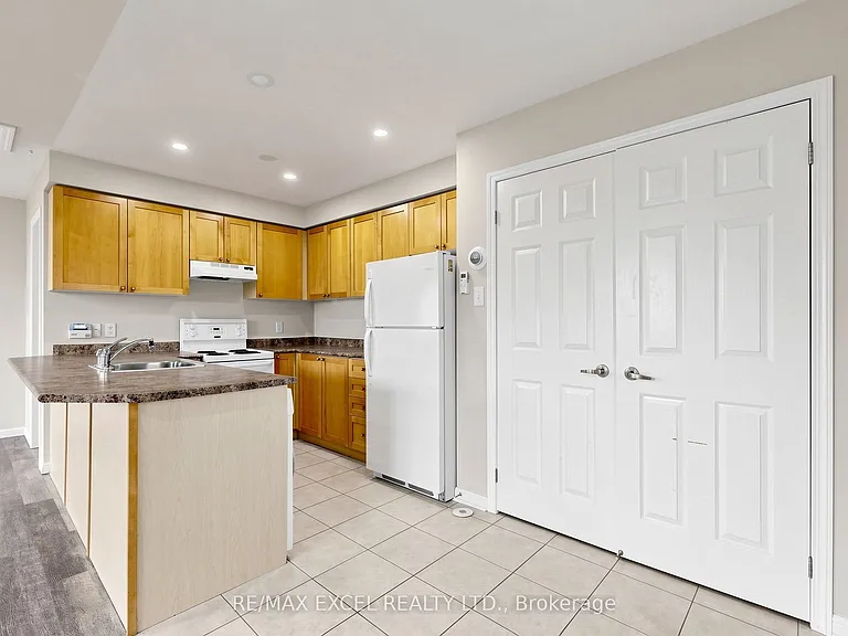 11 Peony St — Photo 19