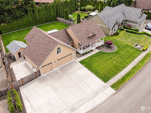 2nd image of 1923 Arab Drive SE