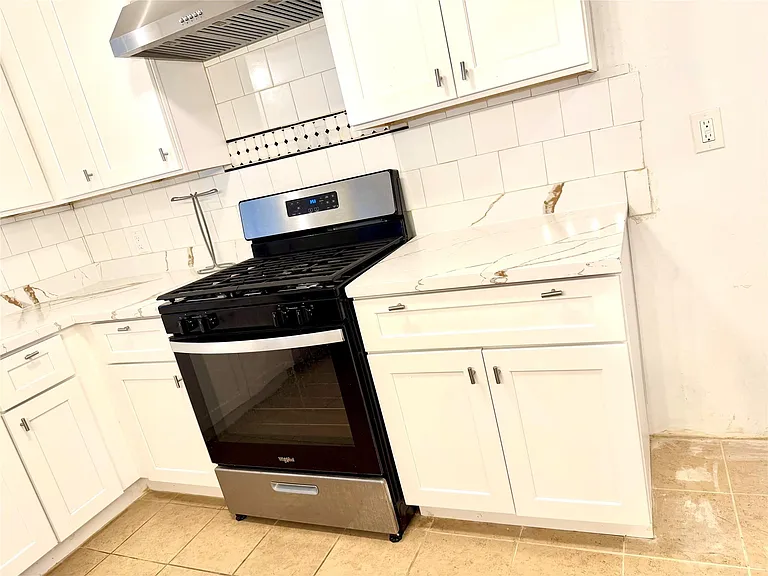 4128 Bissonnet St — Photo 6