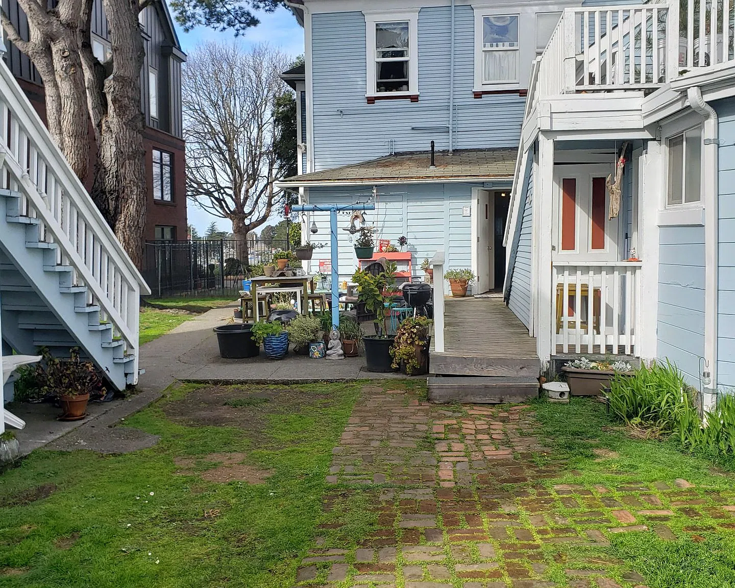 816 2nd Street — Photo 1